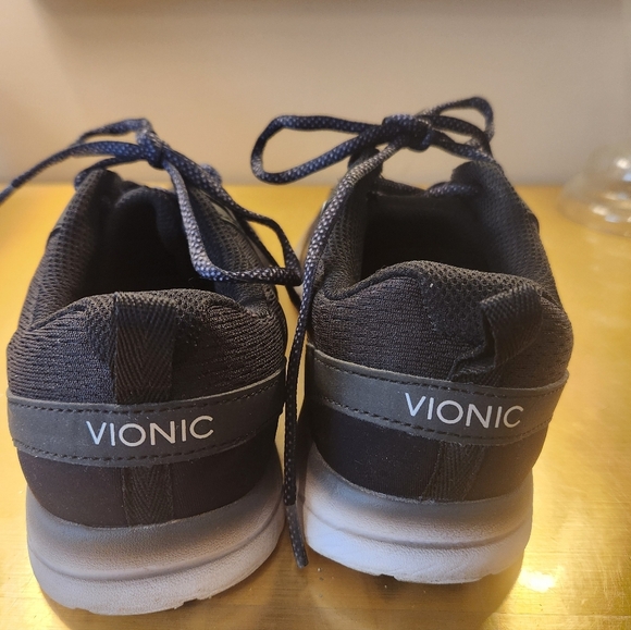 Women's Vionic Sneakers Size 9.5 Wide - Picture 4 of 11